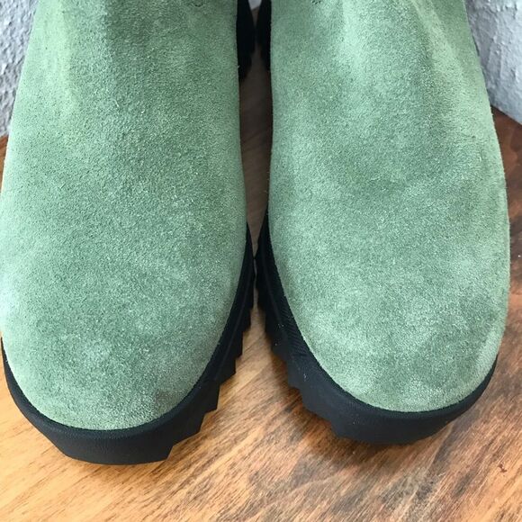 NURTURE Green Suede Chelsea Boot‎ Lug Sole Platform Water Resistant Size 5.5 New - Picture 4 of 13
